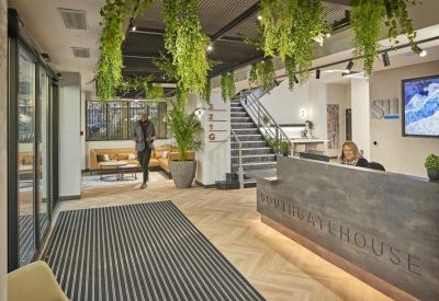 Executive suites to let in Gloucester