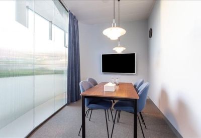 Stadsplateau 3, Stadsplateau 27-29 serviced offices