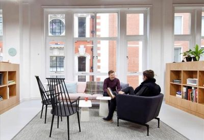 Office accomodation to rent in Hemel Hempstead