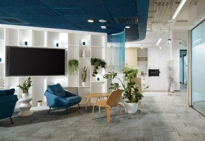 Exterior view of Ulica Powstańców Śląskich 9, MidPoint71