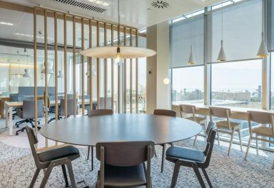 Exterior view of Plaça del Gas, 1, Edificio B