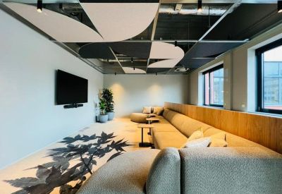 Offices at Varrolaan 100