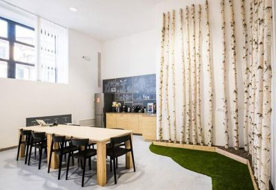 Offices at Via Giuseppe Andreoli 9