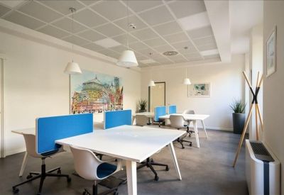 Offices at Viale Giacomo Matteotti 15