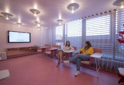 Interior of Weesperplein, 4a