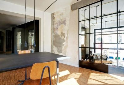 Exterior image of Zehdenicker Strasse 1