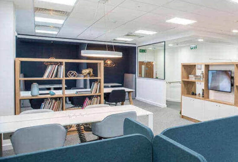 Bursa, FSM Bulvari, Corner Plus Is Merkezi Fethiye Mah. , Sanayi Cad. No:263 Kat:3, Nilufer