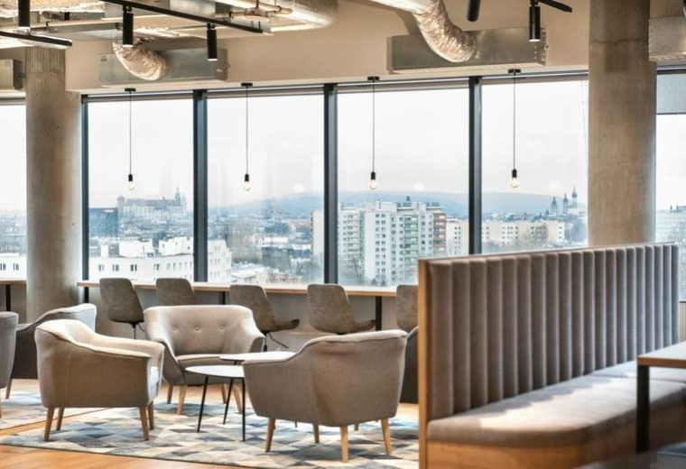 18, Aleja Pokoju, Krakow