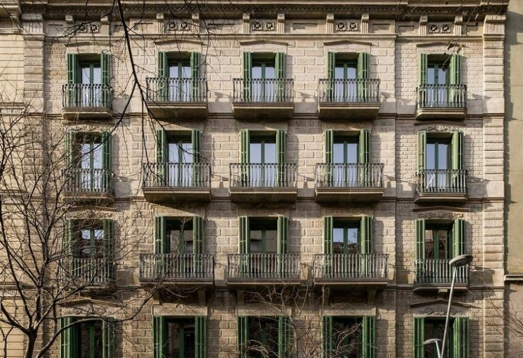 Exterior view of Carrer de Pau Claris, 79, L'Eixample, 08010 Barcelona