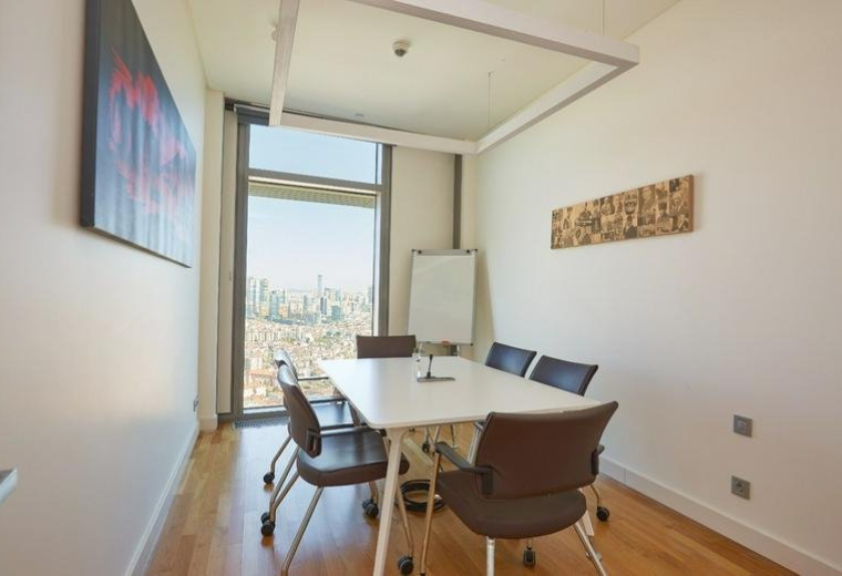 Üskudar, Ünalan Mah, Libadiye Cad, Emaar Square, E blok, Kat: 29, No: 82, Dr: 291, Istanbul