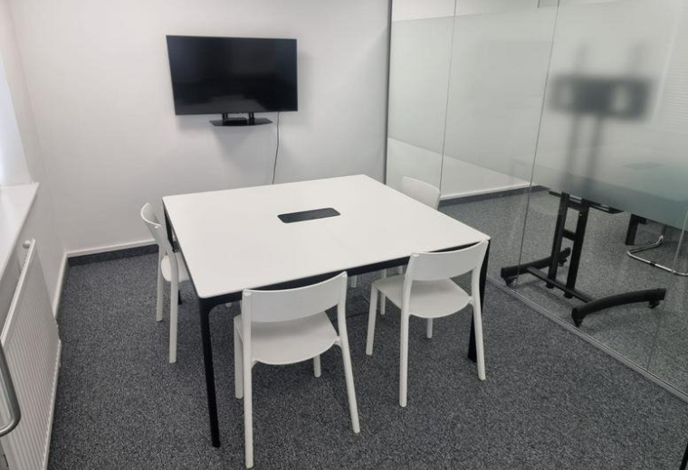 2 Forest Court, Wokingham, Berkshire, United Kingdom