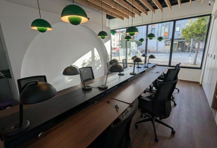 CoWorking Planeta Namec, 6 Plaza Horta de Abaixo, Bertamiráns