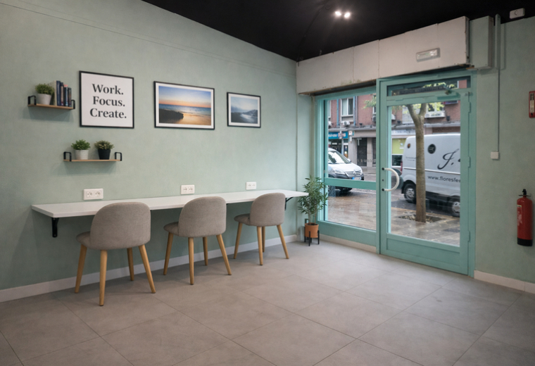 TabogaHub, C/ de l’Escultor Josep Capuz, 28, Quatre Carreres, Valencia