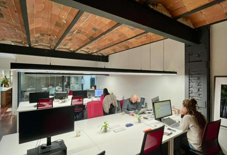 7 Carrer Ramon Turró i Darder, Girona, Spain