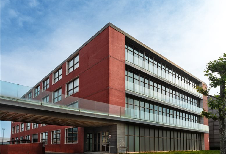 Avinguda Baix Llobregat, 5-7, Barcelona