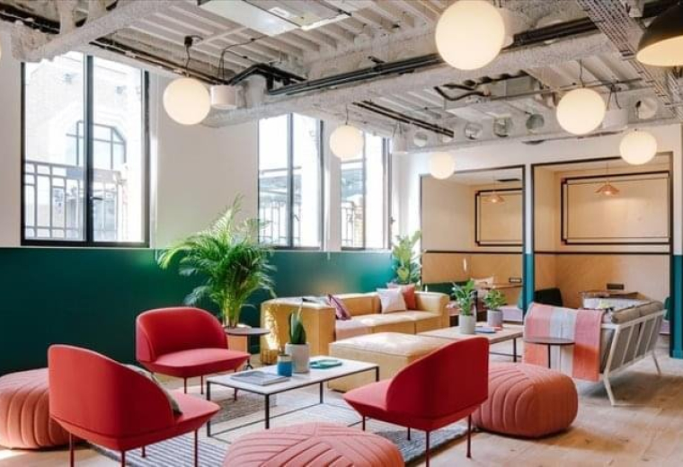 104 bld Haussman, Paris