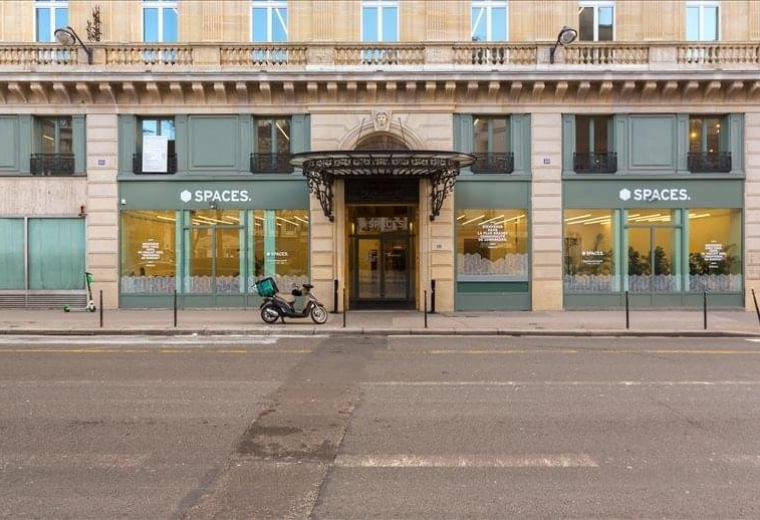 40 Rue du Louvre, Paris