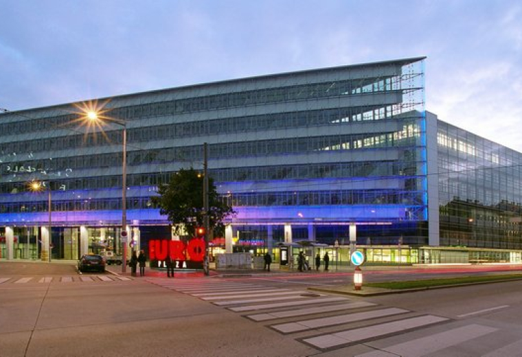 Am Europlatz 2 / EP 4, Vienna