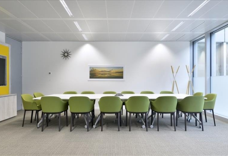Century 21, Luxemburgstraat 2, Antwerpen, Ground floor, Meer
