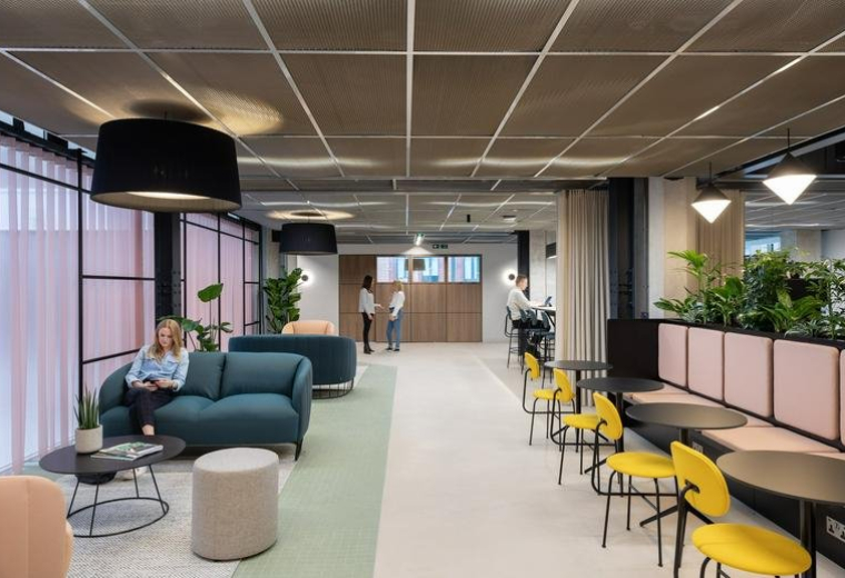 123 Victoria Street, London