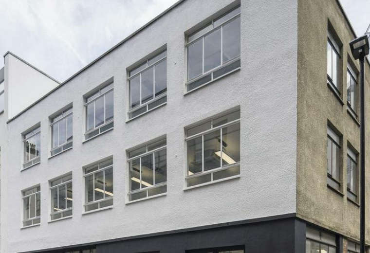 14, Charterhouse Bldgs, London