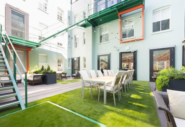 15 Alfred Place, Camden