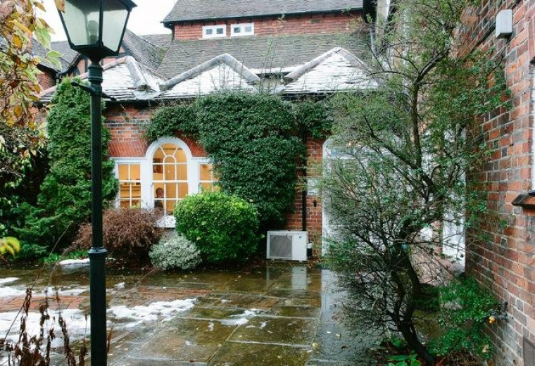 15 London End, Beaconsfield