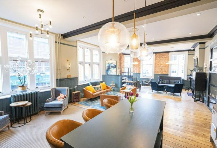 Office accommodations to hire in Reading
