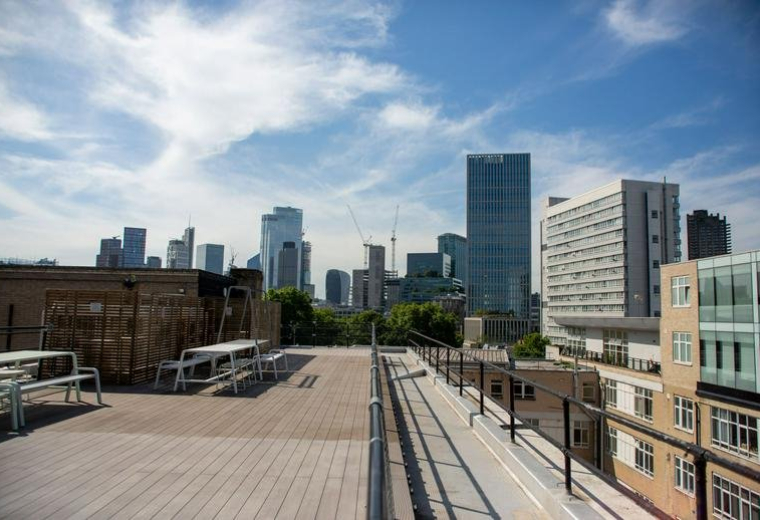 174, 180 Silicon Roundabout, London