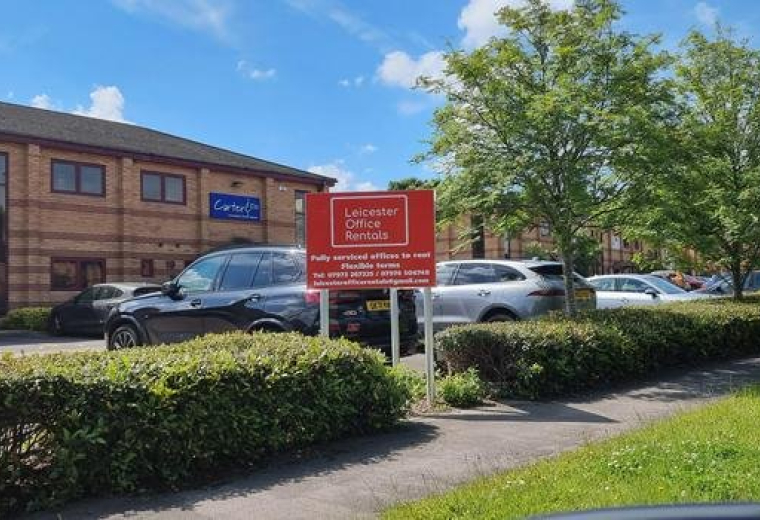 18 Warren Park Way, Enderby, Leicester