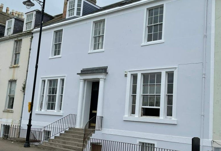 18 Wellington Square, Ayr, United Kingdom