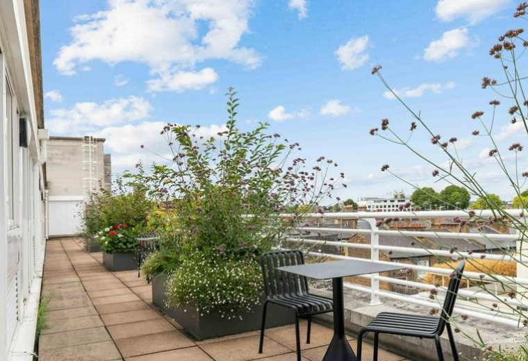 22-24 Glenthorne Road, Glen House, 2nd and 4th Floor, London