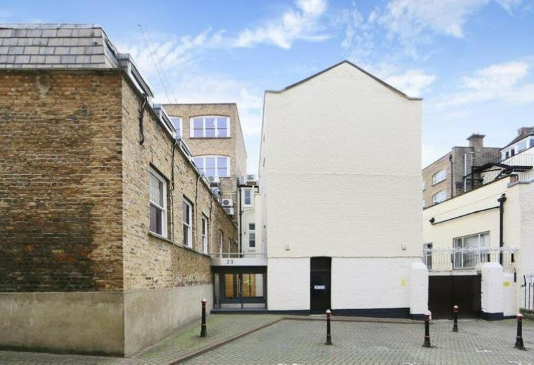 23, Clerkenwell Close, London