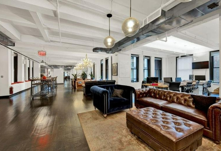 Serviced office to rent in London