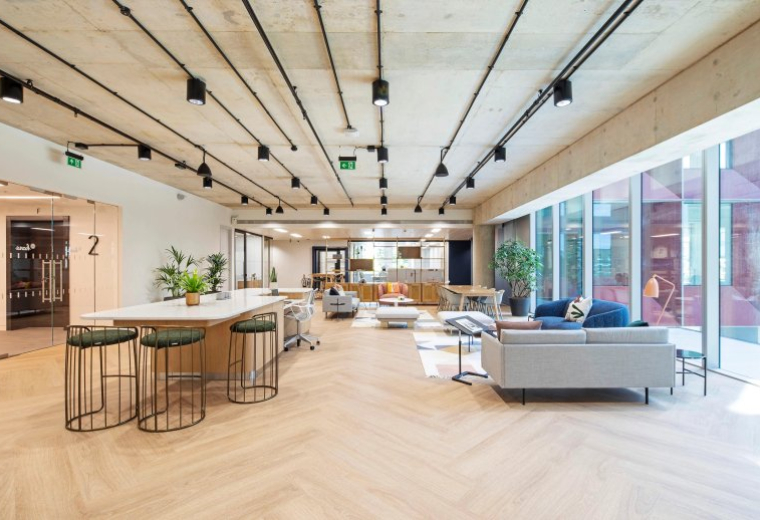 245 Hammersmith Road, London