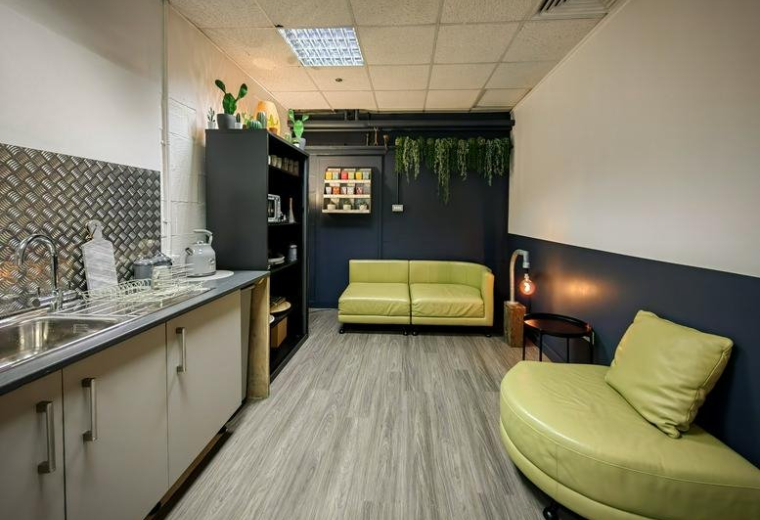 Office suites to let in Bristol