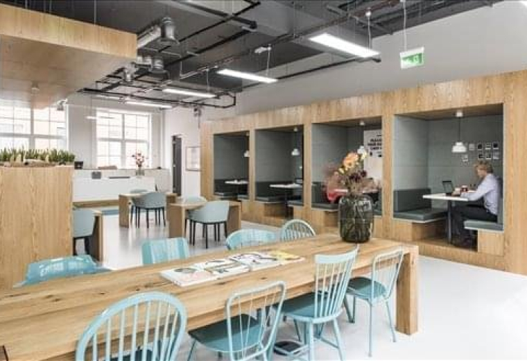 Serviced office in London