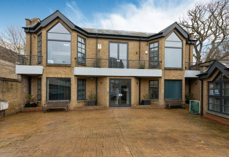 32 Caxton Road, London