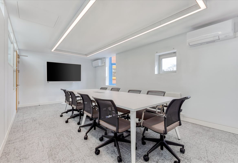 323 High Street, The Civic Building, Epping