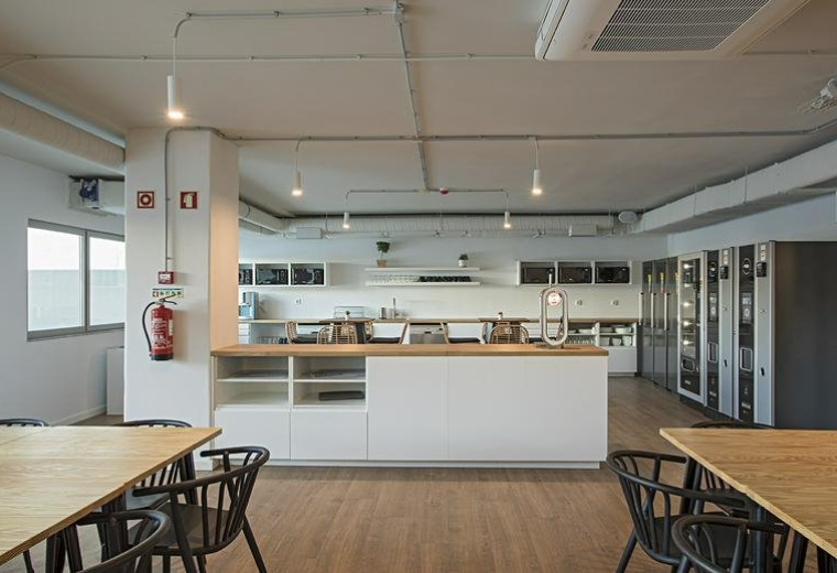 4, Avenida Defensores de Chaves, Lisbon