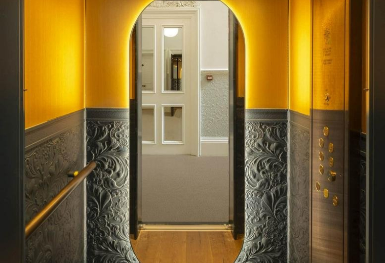 40 Grosvenor Gardens, London