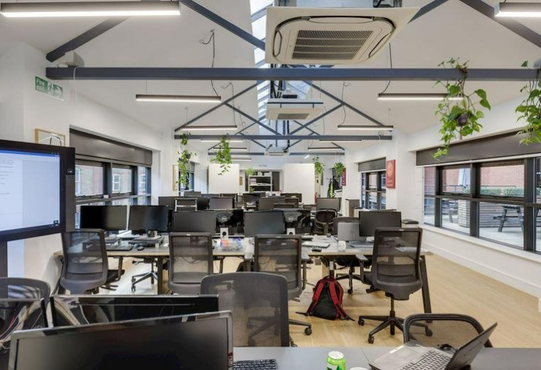 Exterior view of 5 Cranwood Street