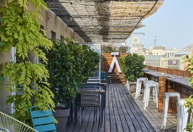 52, Ronda de Sant Pere, Eixample, Barcelona