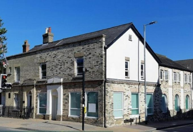 59-61 High St, Great Dunmow, Essex