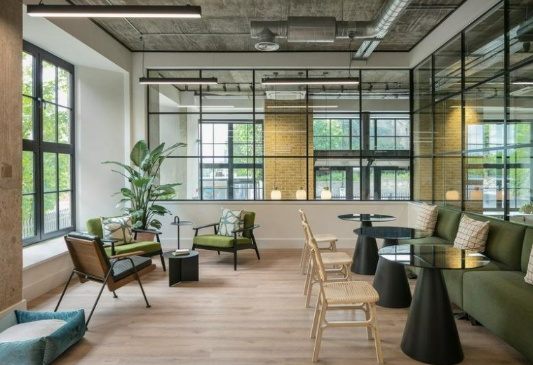 724 Holloway Road, Riley Studios, Central London, N19, UK