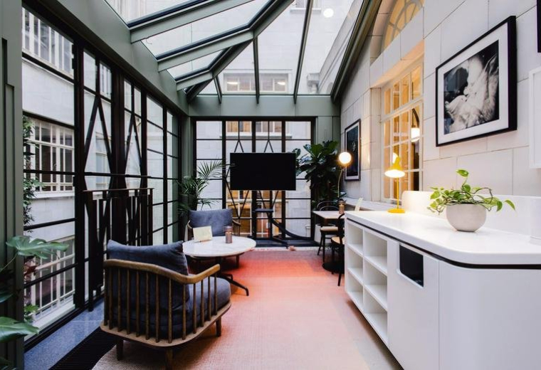 Serviced office in London