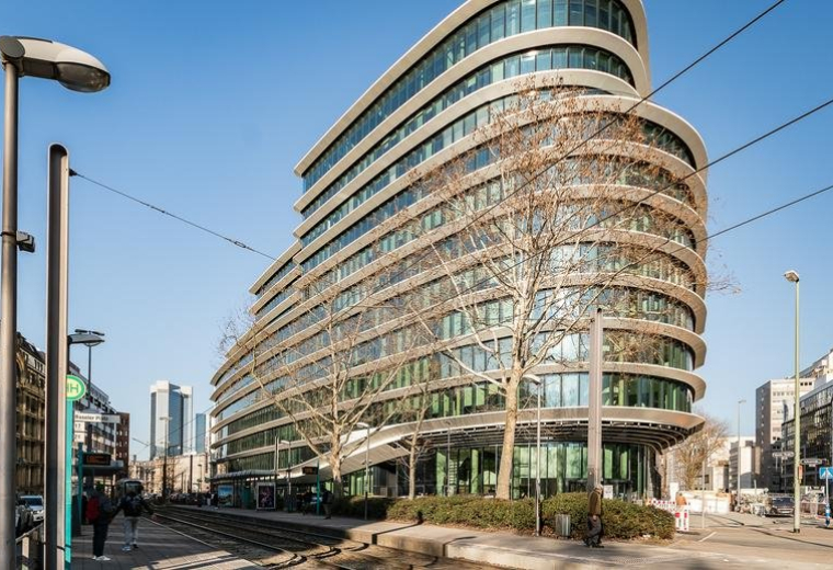 Serviced office centre to let in Frankfurt