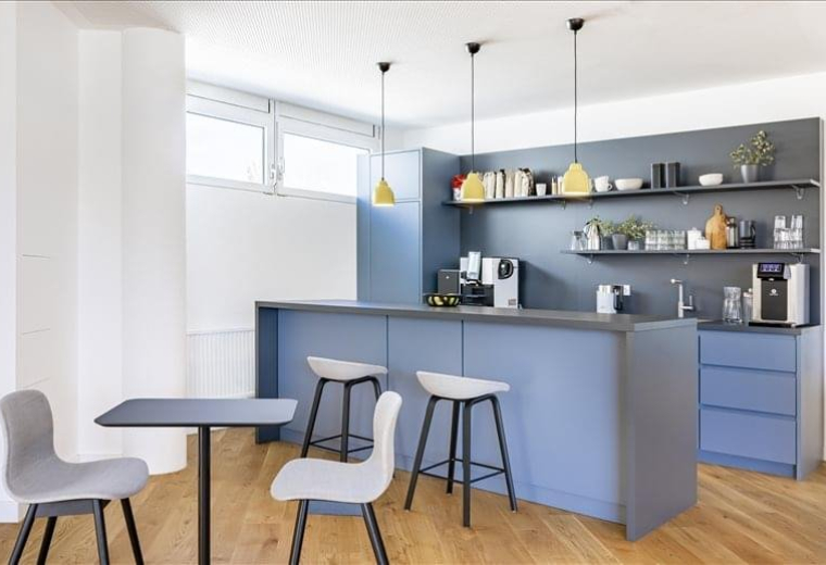 Carl Zeiss Ring 11-17, Ismaning, Bavaria