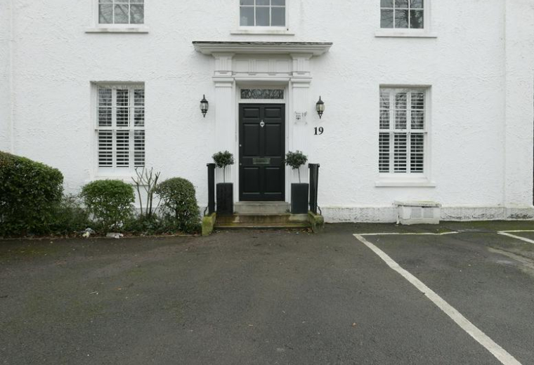 Carlton House, 19 West Street, Epsom, Surrey