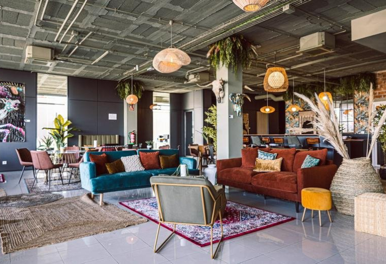 Carrer Santa Coloma, 99, Girona, Barcelona